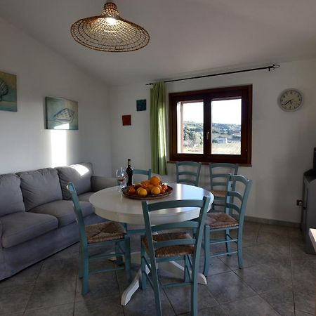 Apartmán Casa Nel Vigneto Con Vista Mare Magomadas Exteriér fotografie